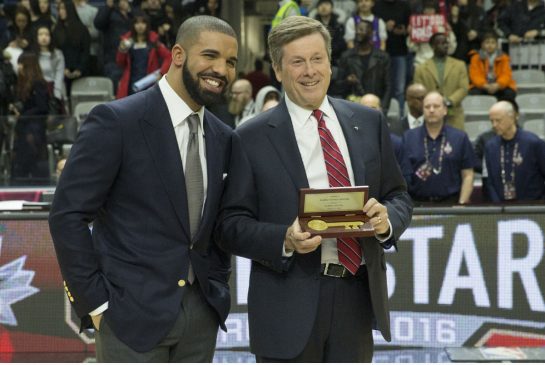 Champagne Papi Presented With The Key of Toronto Champagne Papi Presented With The Key of Toronto